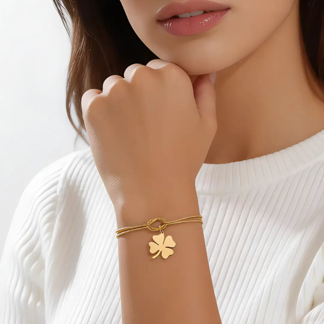 bracelet four-leaf