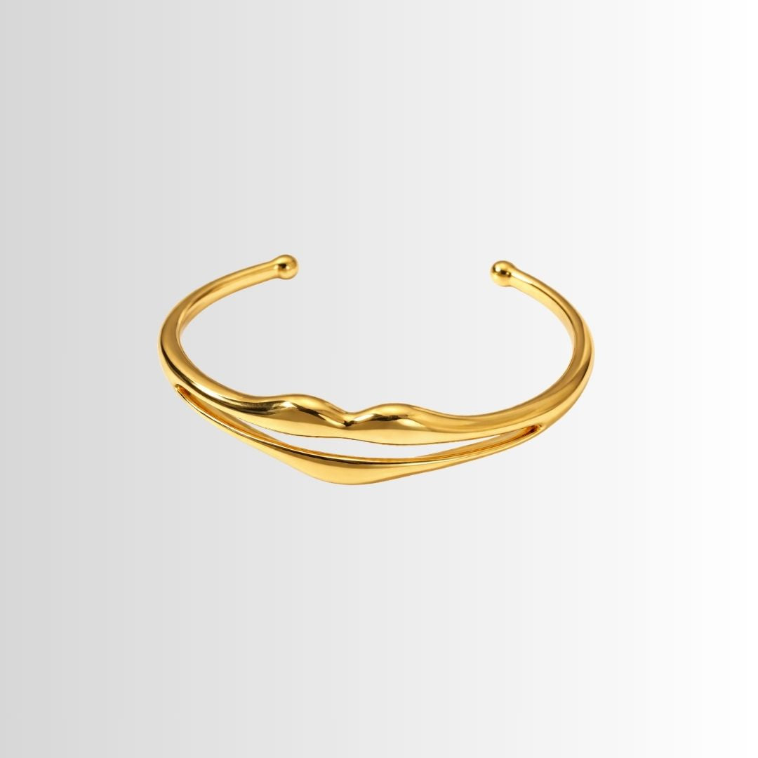 Modern Curve Bracelet