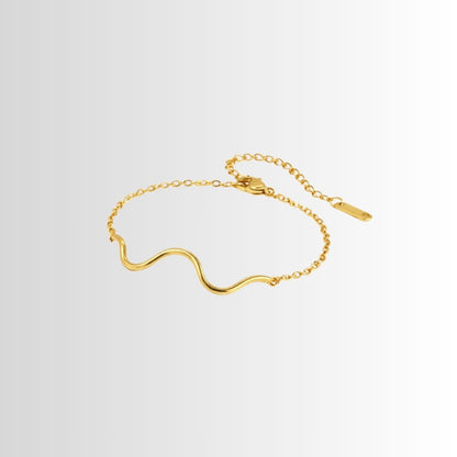 Minimal Wave Bracelet