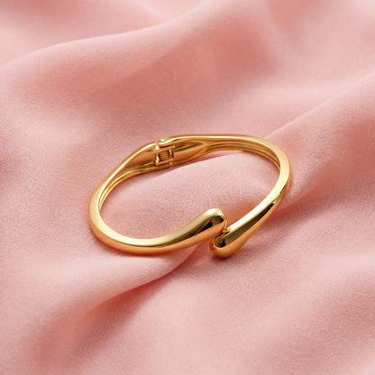 Minimalist bracelet