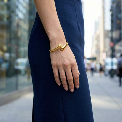 Minimalist bracelet