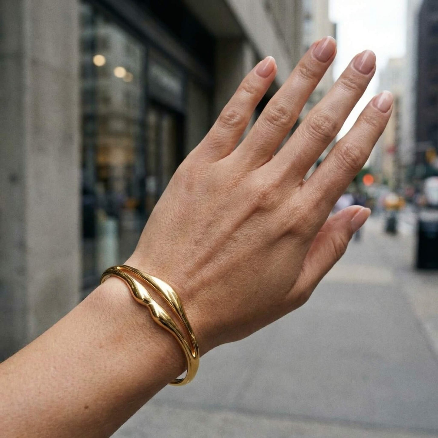 Modern Curve Bracelet
