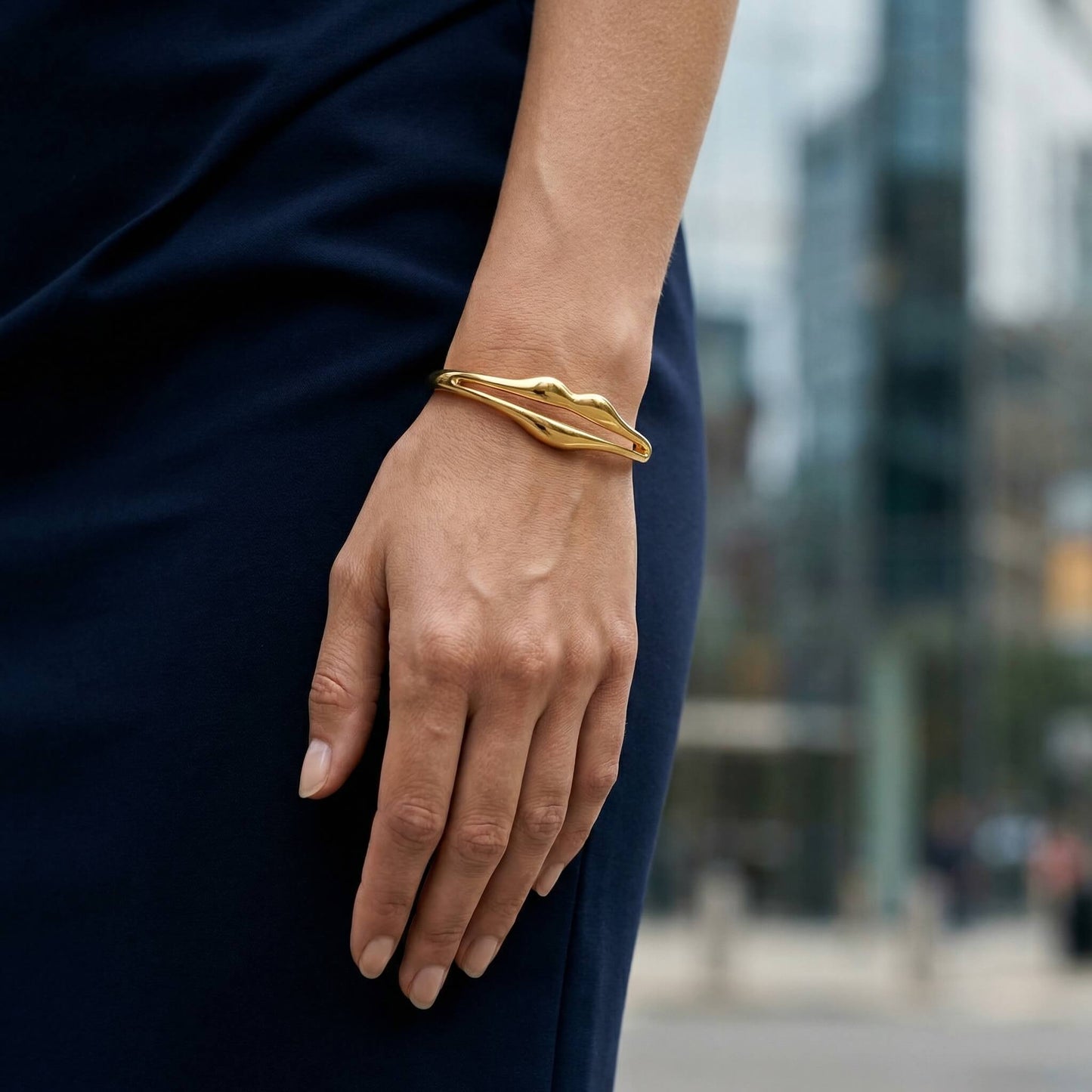 Modern Curve Bracelet