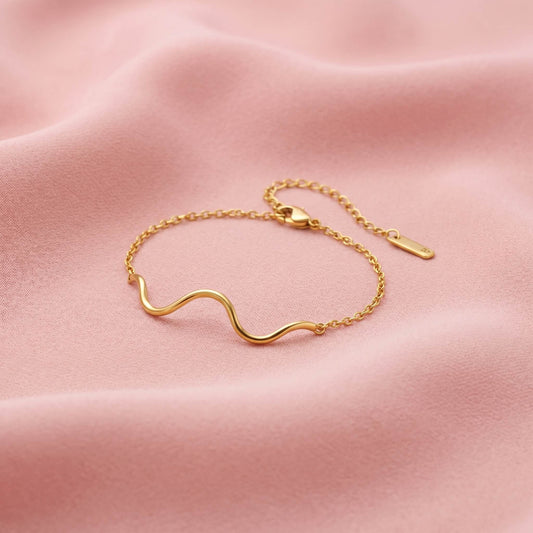 Minimal Wave Bracelet