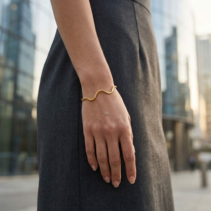 Minimal Wave Bracelet