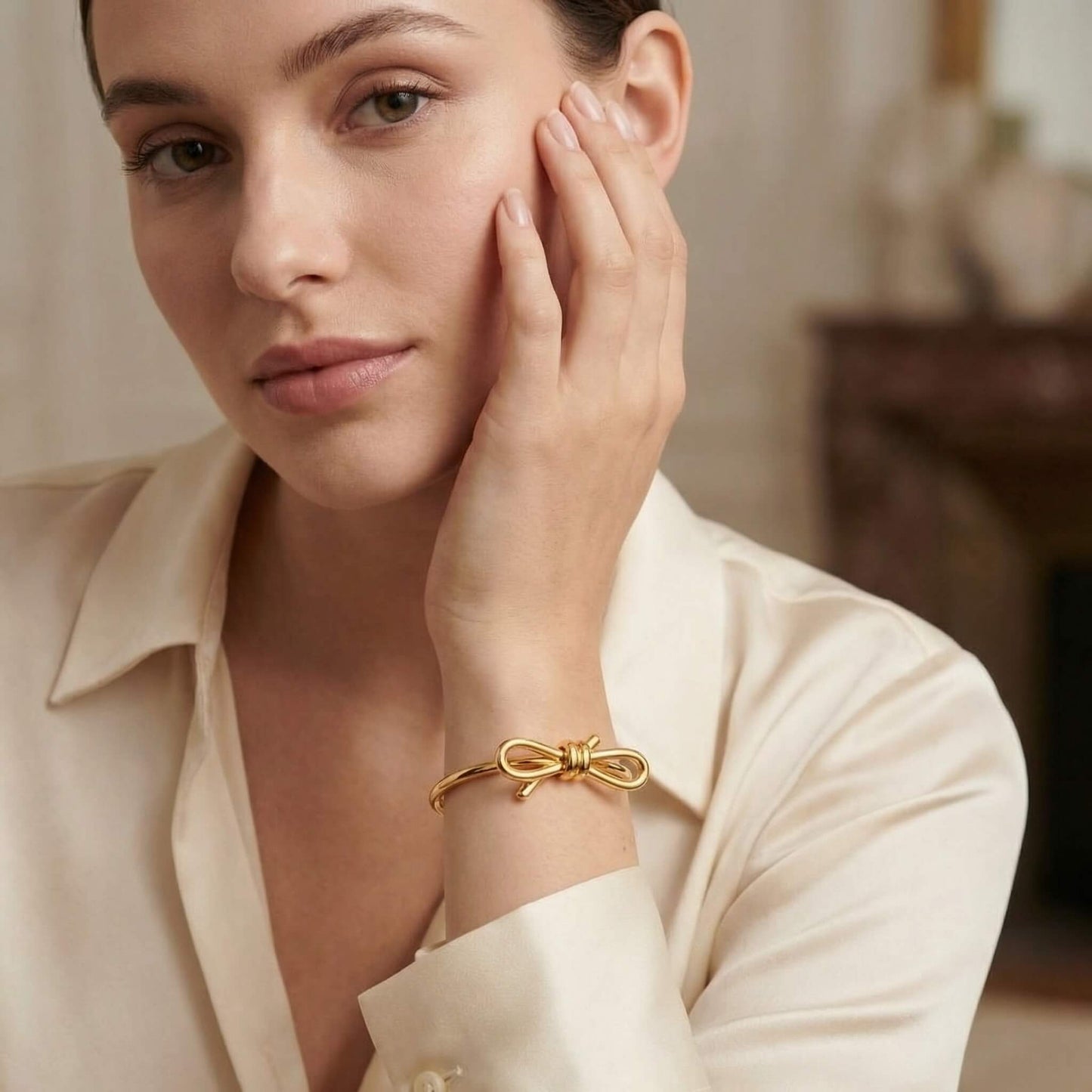 Elegant Knot Bracelet